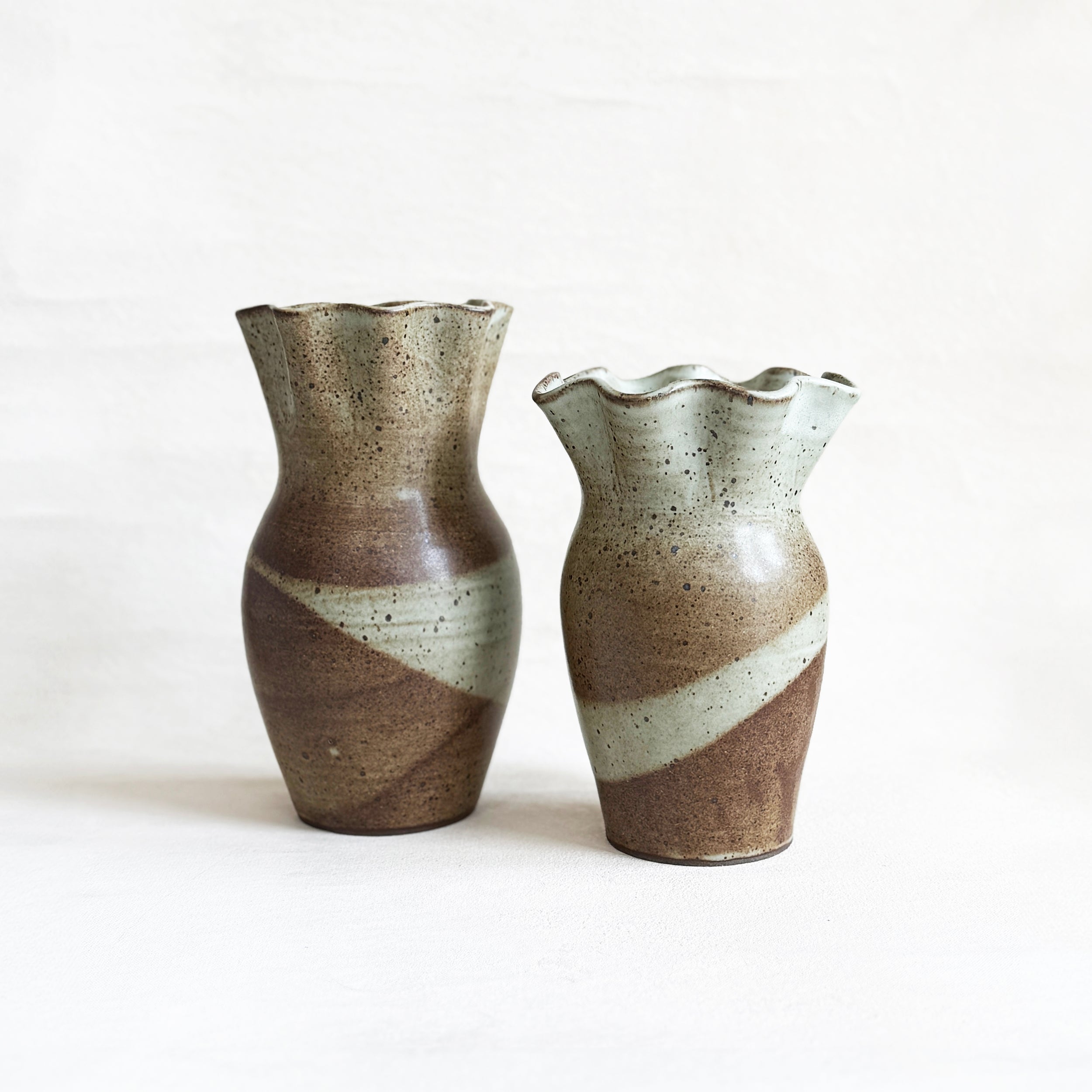 Ruffle Vase in Seafoam