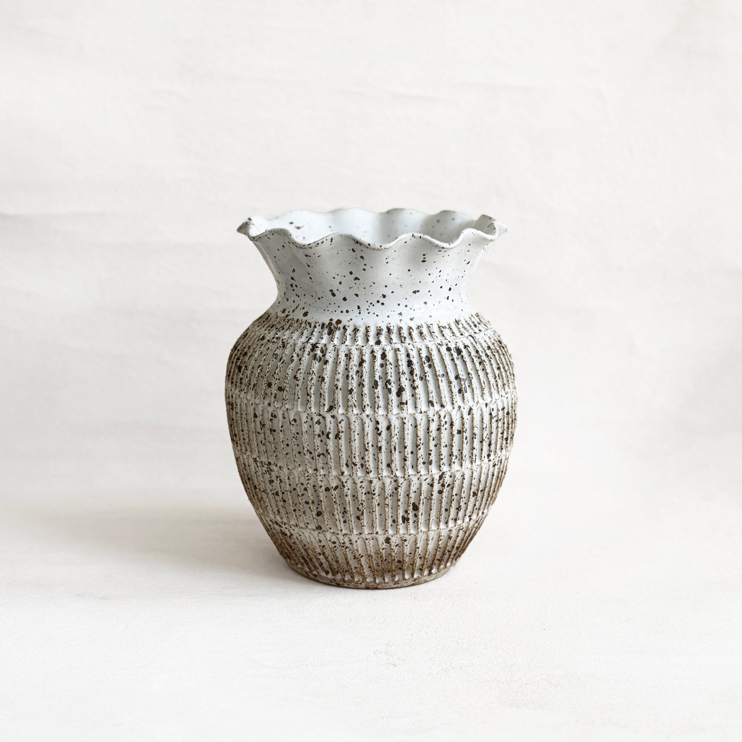 Large Carved Ruffle Vase in Quail