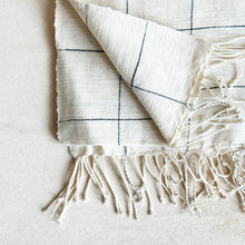 Load image into Gallery viewer, Windowpane Cotton Hand Towel