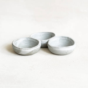 Triple Condiment Bowl in Speckled White