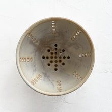 Load image into Gallery viewer, Ceramic Colander in Warm White