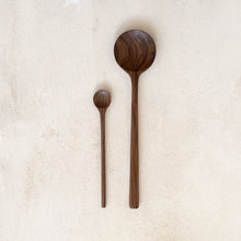 Load image into Gallery viewer, Walnut Wooden Round Spoon