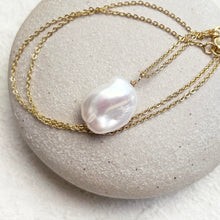Load image into Gallery viewer, Baroque Pearl Pendant Necklace