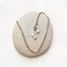 Load image into Gallery viewer, Japanese Rice Peal Necklace
