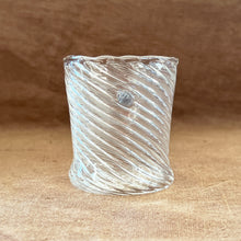 Load image into Gallery viewer, Scalloped Cup