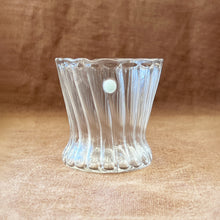 Load image into Gallery viewer, Scalloped Cup