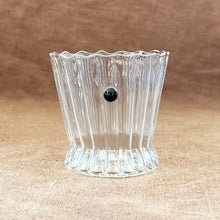 Load image into Gallery viewer, Scalloped Cup