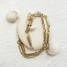 Load image into Gallery viewer, Large Fish &amp; Pearl Link Necklace