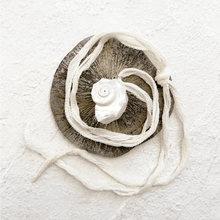 Load image into Gallery viewer, Silk Mother of Pearl Shell Necklace in Cream