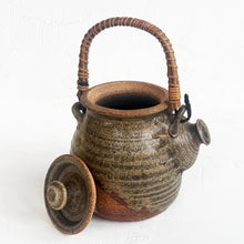 Load image into Gallery viewer, Studio Pottery Teapot