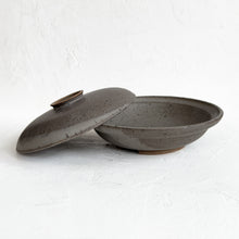 Load image into Gallery viewer, Ceramic Donabe in Fog