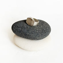 Load image into Gallery viewer, Waylon Ring