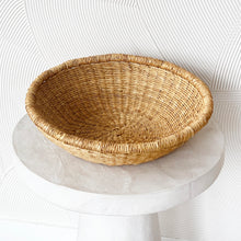 Load image into Gallery viewer, Handwoven Bolga Table Basket in Natural