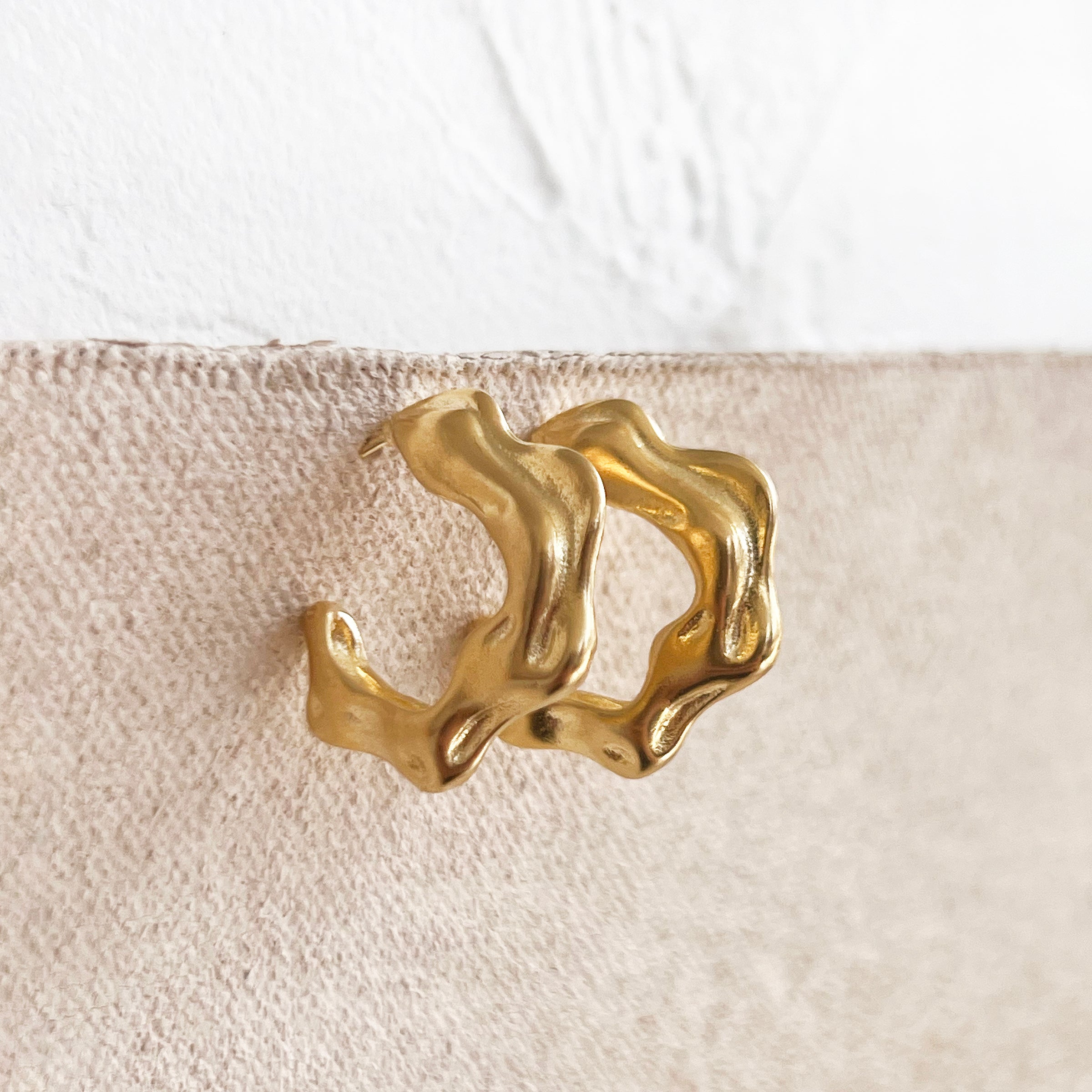 Olas Earrings