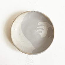 Load image into Gallery viewer, Medium Plate in Glacier &amp; Granite