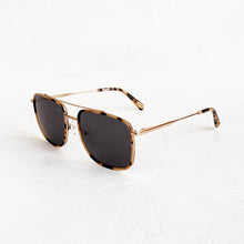 Load image into Gallery viewer, Amelia Sunglasses in Blonde tortoise