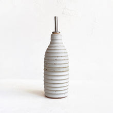 Load image into Gallery viewer, Lined Oil Dispenser in Granite