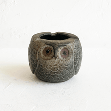 Load image into Gallery viewer, Earthenware Owl Head Ashtray