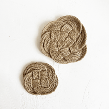 Load image into Gallery viewer, Jute Braided Trivet