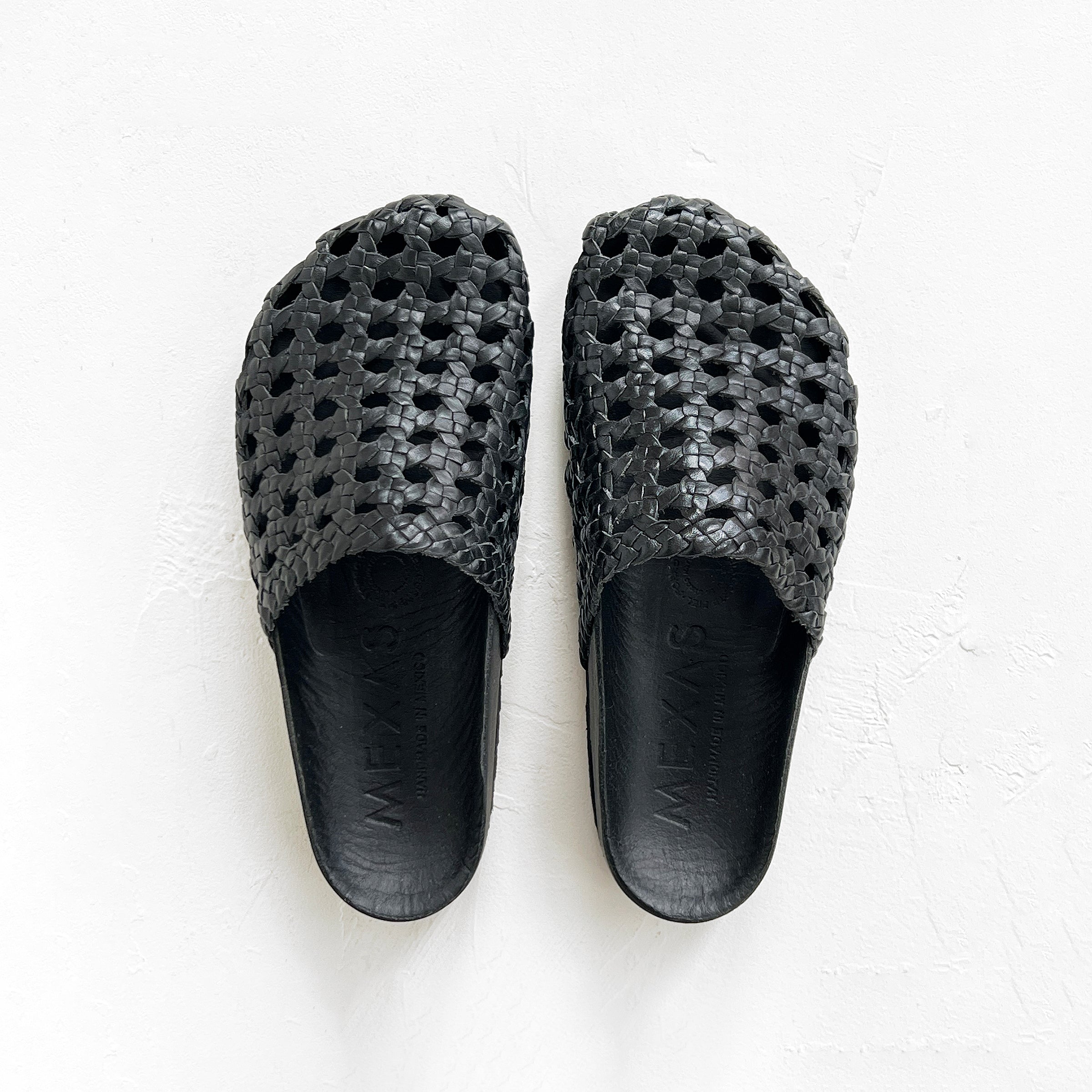 Jalisco Clog in Black