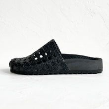 Jalisco Clog in Black