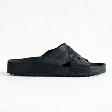 Load image into Gallery viewer, Mole Leather Sandal in Black