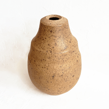 Load image into Gallery viewer, Vase in Yellow Salt