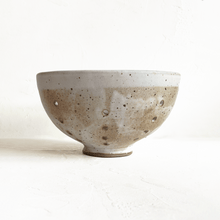 Load image into Gallery viewer, Ceramic Colander in Speckled White