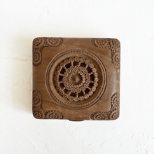 Load image into Gallery viewer, Carved Wood Box