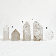 Load image into Gallery viewer, Crackled Quartz Tower