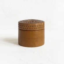 Load image into Gallery viewer, Wooden Lidded Box