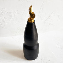 Load image into Gallery viewer, Oil Dispenser in Matte Black