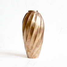Load image into Gallery viewer, Brass Spiral Vase