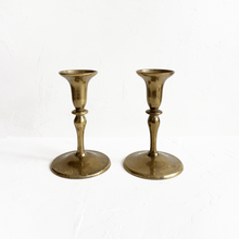 Load image into Gallery viewer, Classic Brass Candlestick Holder Set