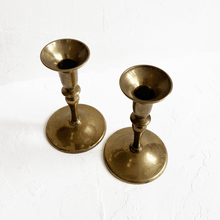 Load image into Gallery viewer, Classic Brass Candlestick Holder Set