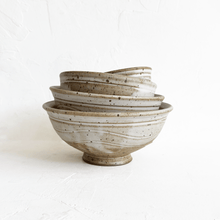 Load image into Gallery viewer, Ceramic Nesting Bowl Set in Speckled White
