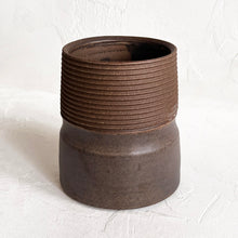 Load image into Gallery viewer, Wide Ribbed Vase in Chocolate Brown