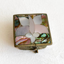 Load image into Gallery viewer, Abalone Pill Box