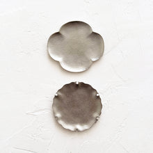 Load image into Gallery viewer, Hand Cast Tin Dish