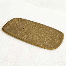 Load image into Gallery viewer, Large Brass Bird Tray