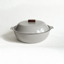 Load image into Gallery viewer, Kakomi Enamel Pot in Sand Beige