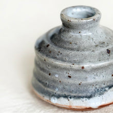 Load image into Gallery viewer, Ceramic Bud Vase