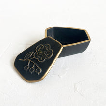 Load image into Gallery viewer, Brass Plum Box in Black