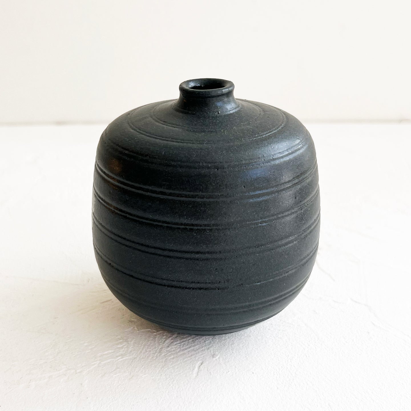 Bud Vase in Charcoal