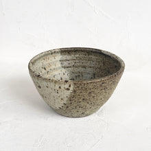 Load image into Gallery viewer, Mitsuko Speckled Bowl in Cream &amp; Olive