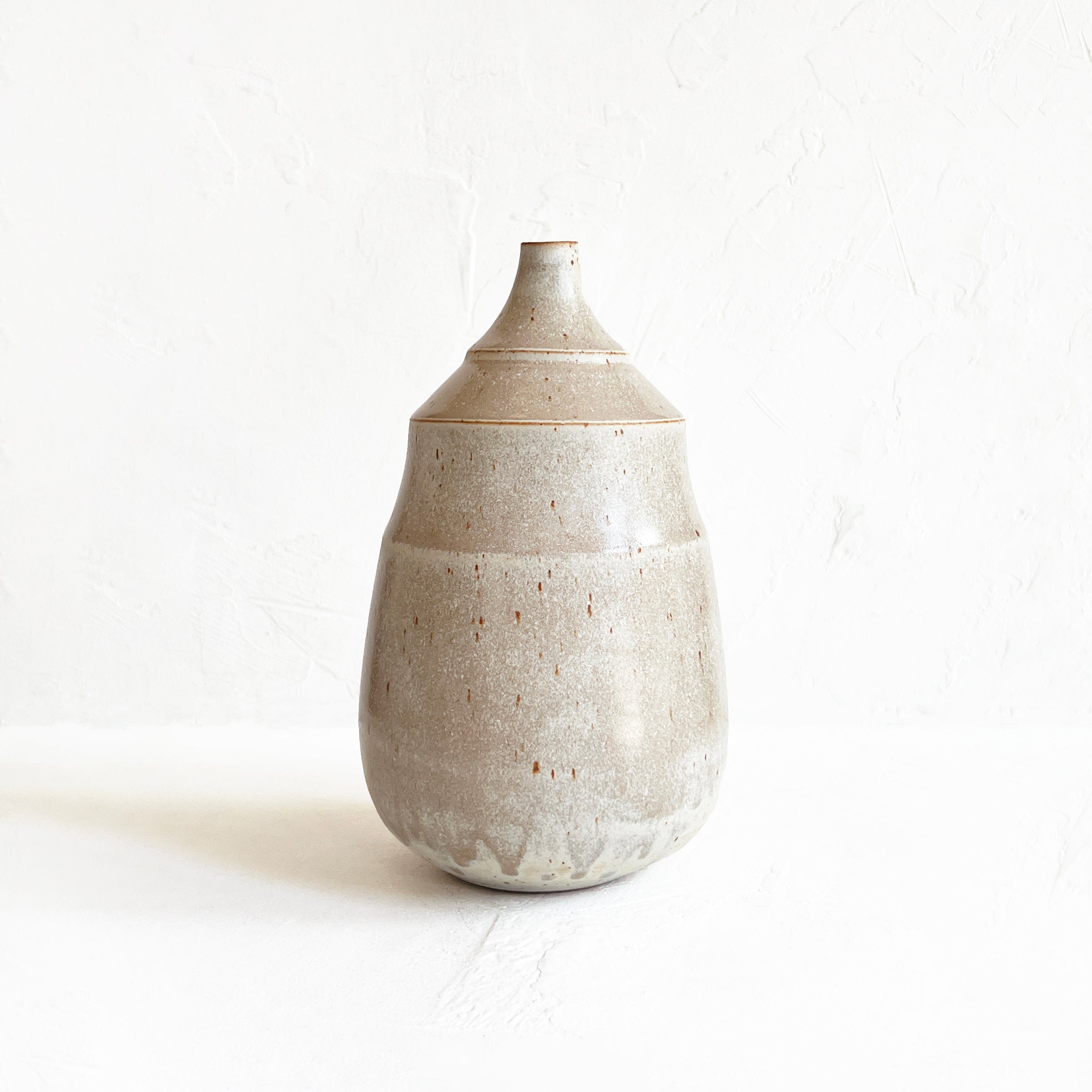 Narrow Neck Vase in Cotton White