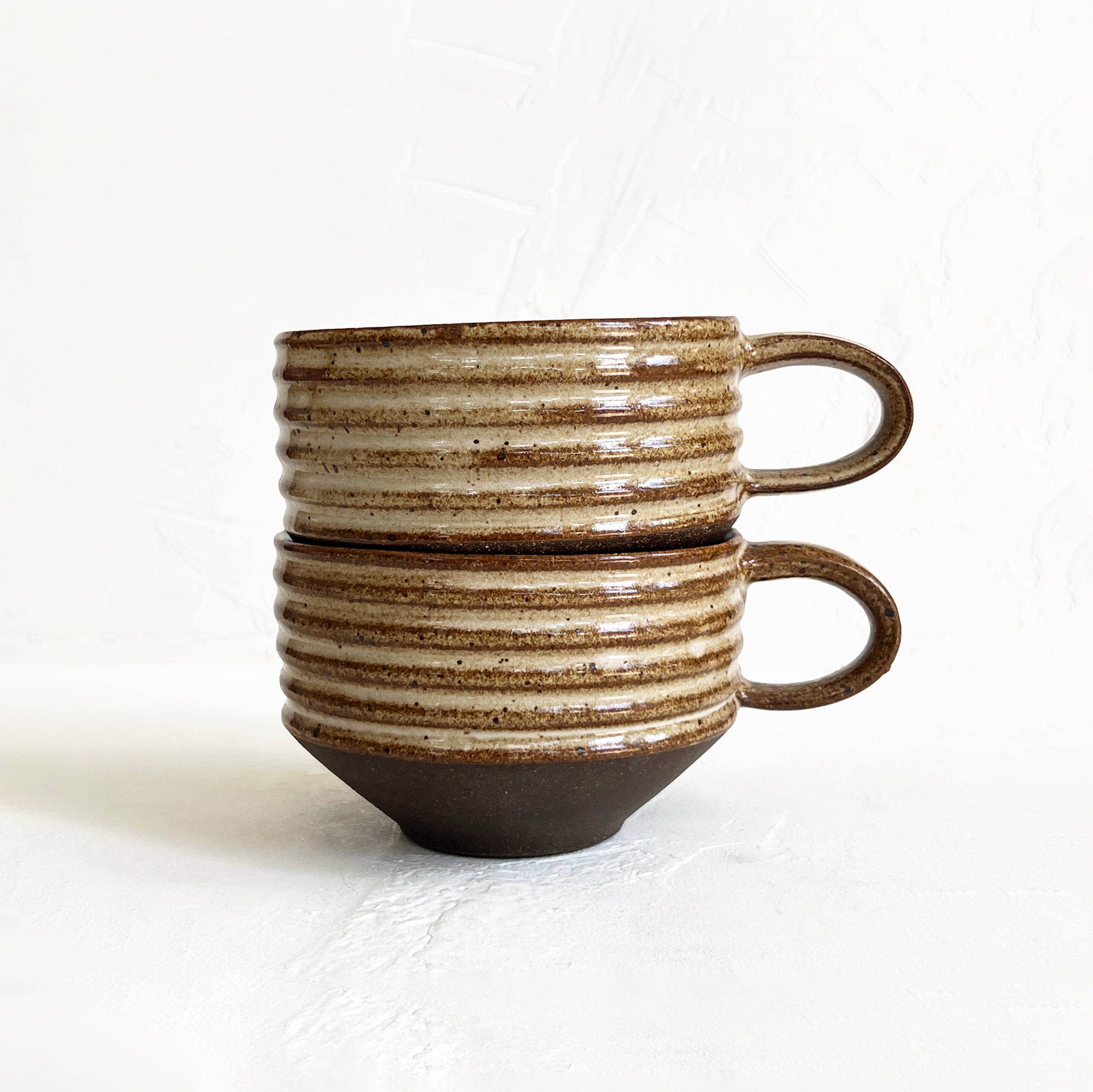 Mug in Glossy Brown