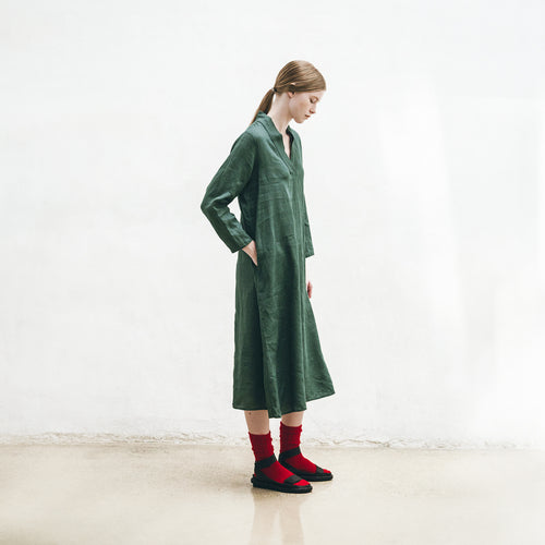 Hallie Dress in Vert Buis