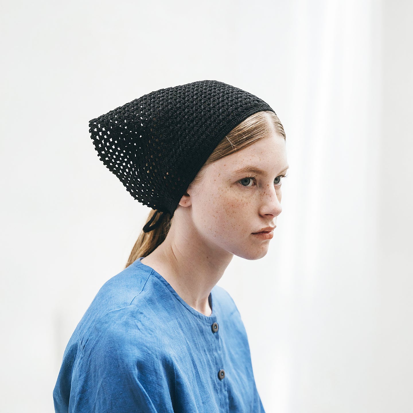 Linen Knit Scarf in Black