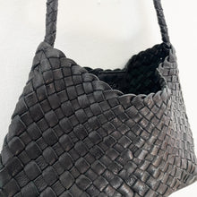 Load image into Gallery viewer, Palar Bag in Black